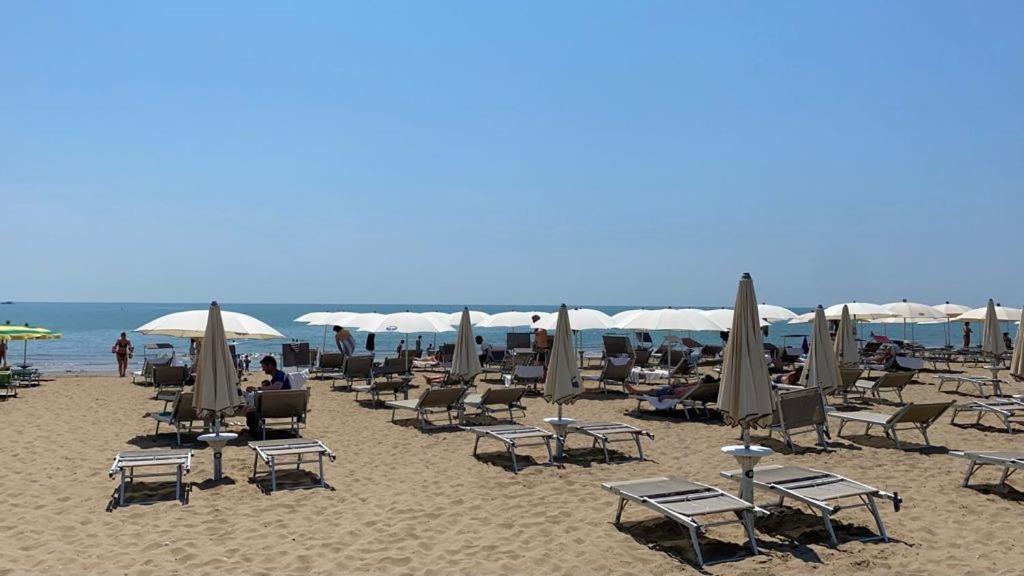 Hotel Mediterraneo Suite&Residence 利多迪迪耶索洛 外观 照片